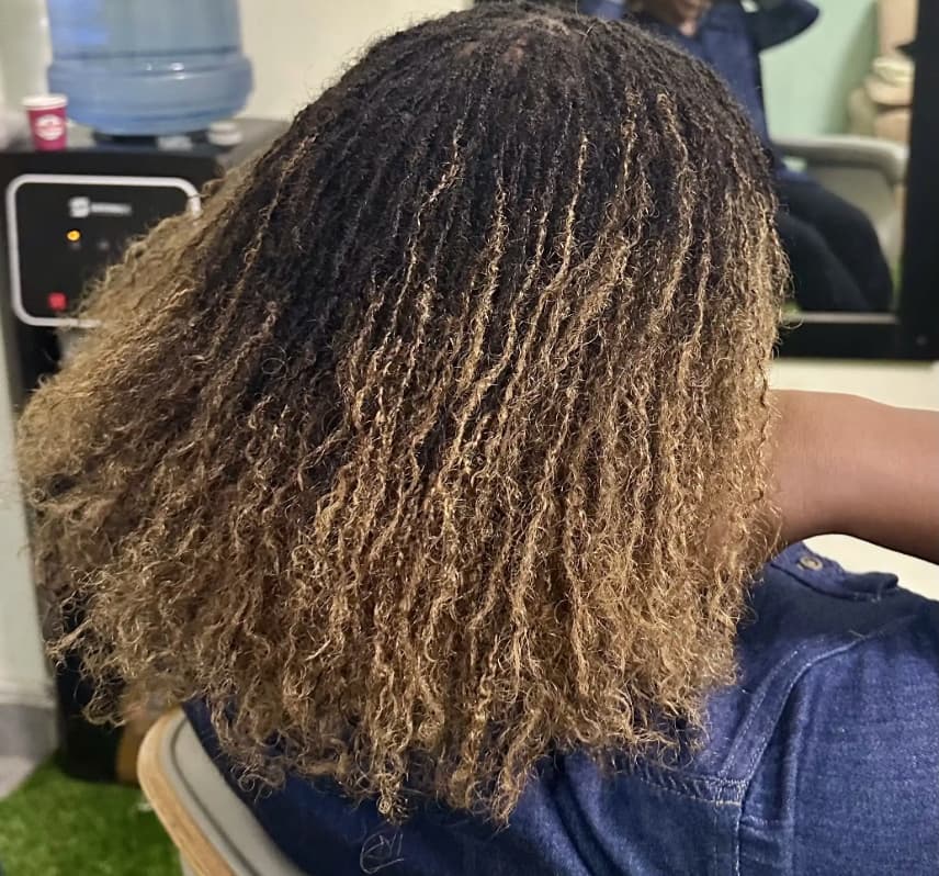 Microlocs installation with extensions